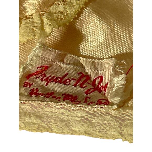 Vintage Pryde-N-Joy Pink Infant Lace, Approx. 3-6 months - Picture 6 of 7